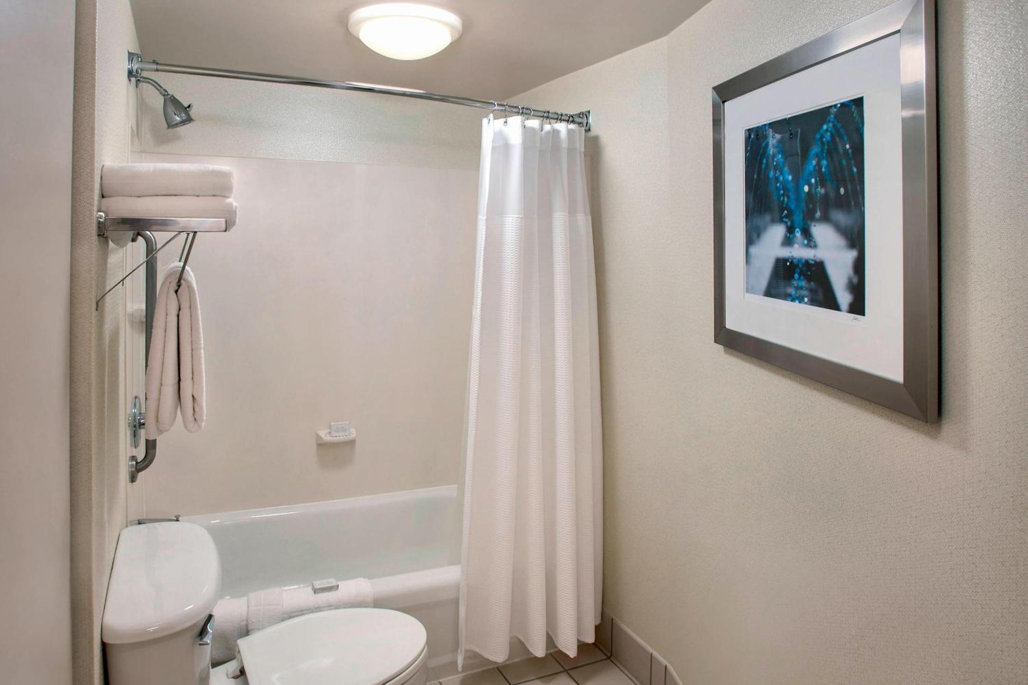 Springhill Suites By Marriott Philadelphia Willow Grove Exteriör bild
